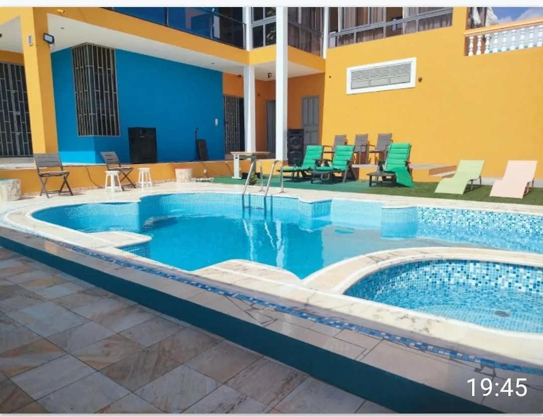Hotel Residencial Oliveira à Porto Novo 0*,  Cap-Vert