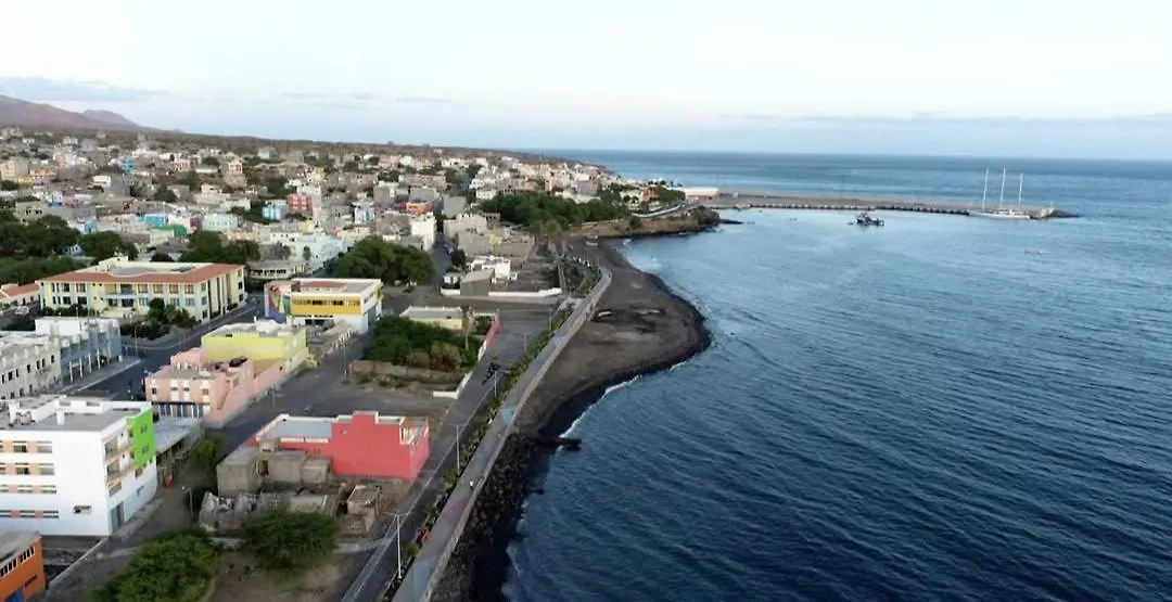 Hotel Residencial Oliveira à Porto Novo Cap-Vert